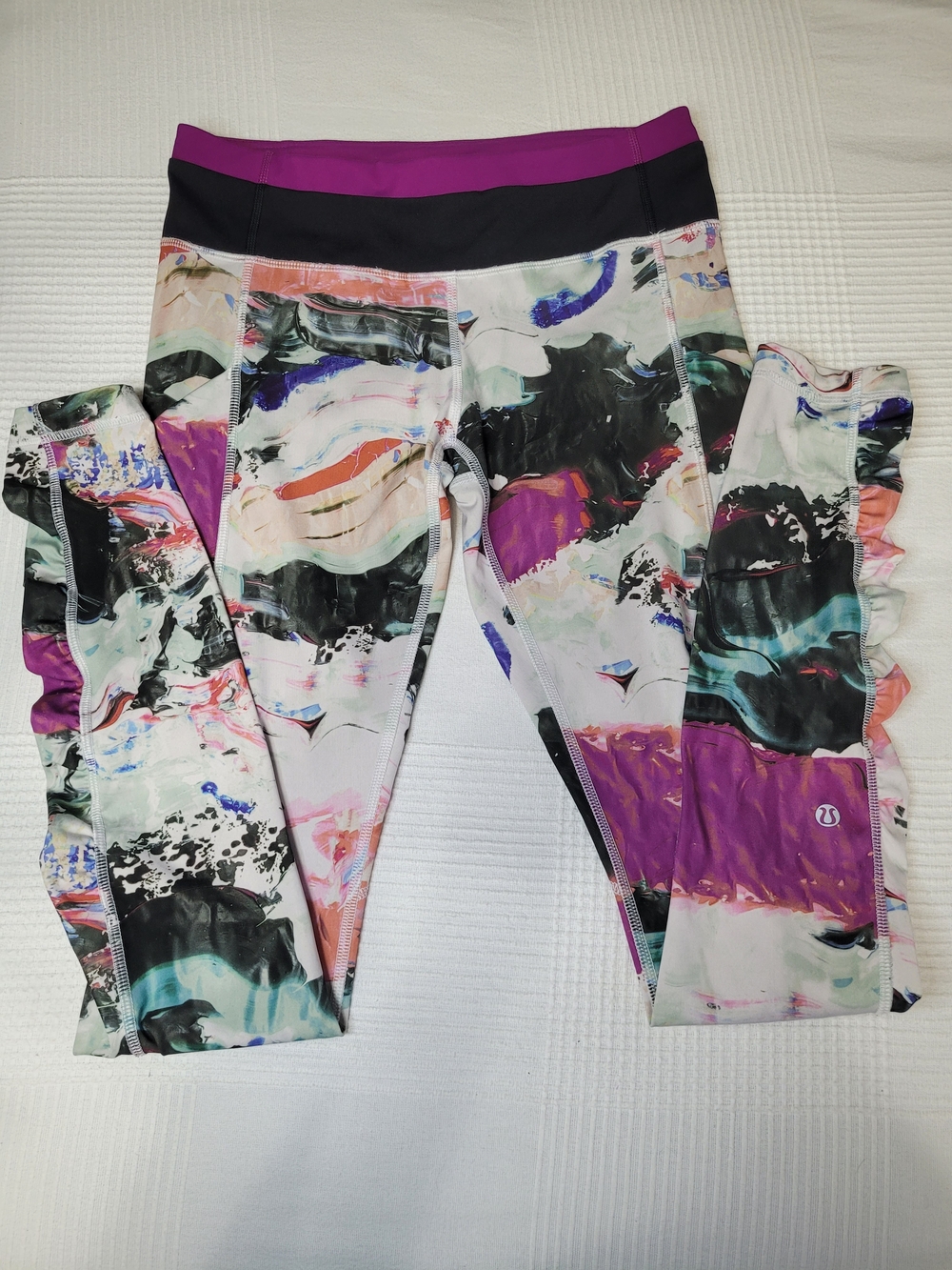 lululemon Abstract Multicolor Leggings with Purple Waistband - Size 6 - EUC